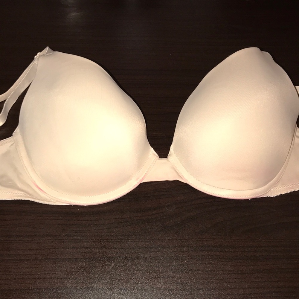 Victoria’s Secret pink bra